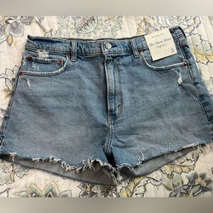 Abercrombie and Fitch high-rise Mom short